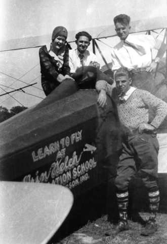 Clara May with pilot and other friends, around 1927